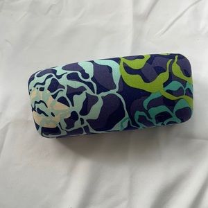 Vera Bradley sunglasses case in Caribbean Blue